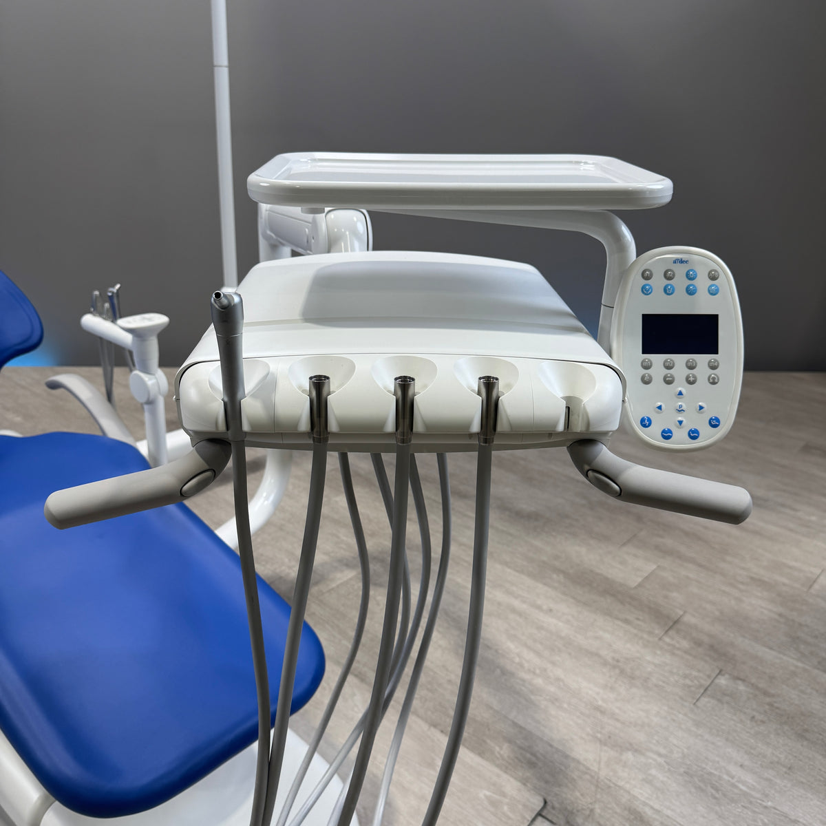 A‑dec 511R/532R Dental Chair Package