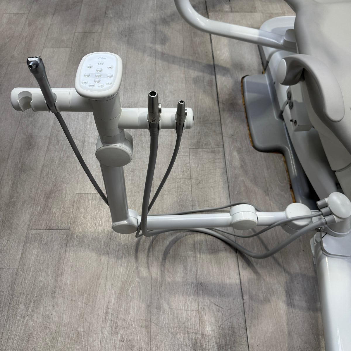 A‑dec 511R/532R Dental Chair Package