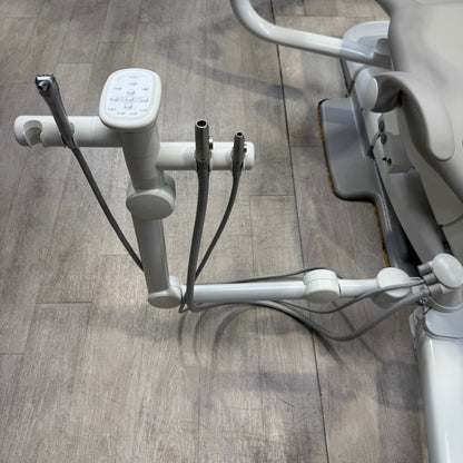 A‑dec 511R/532R Dental Chair Package