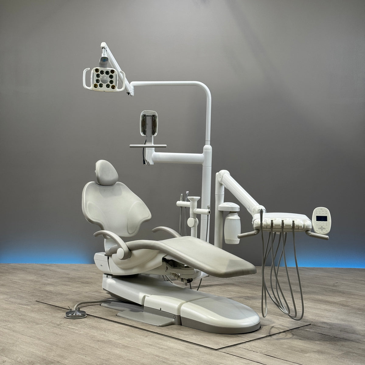 A‑dec 511R/532R Dental Chair Package