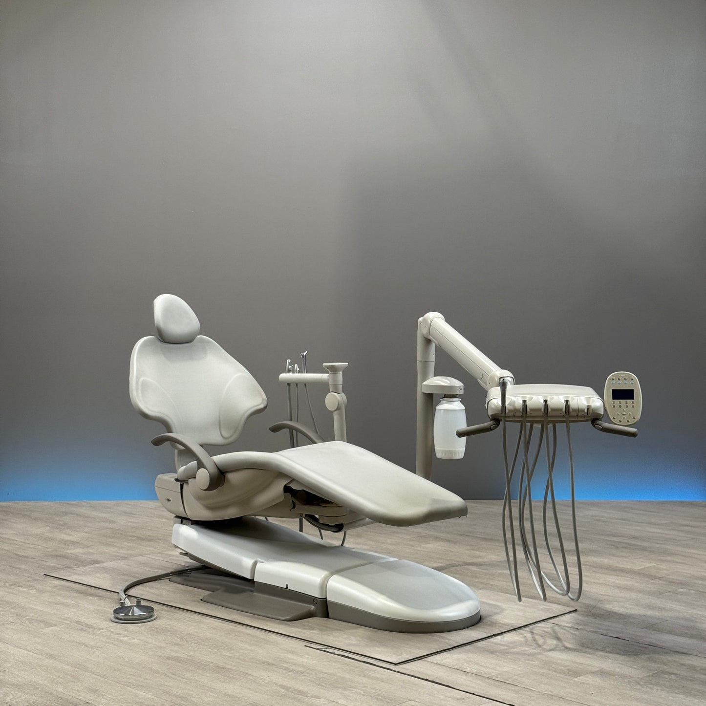 A‑dec 511R/532R Dental Chair Package