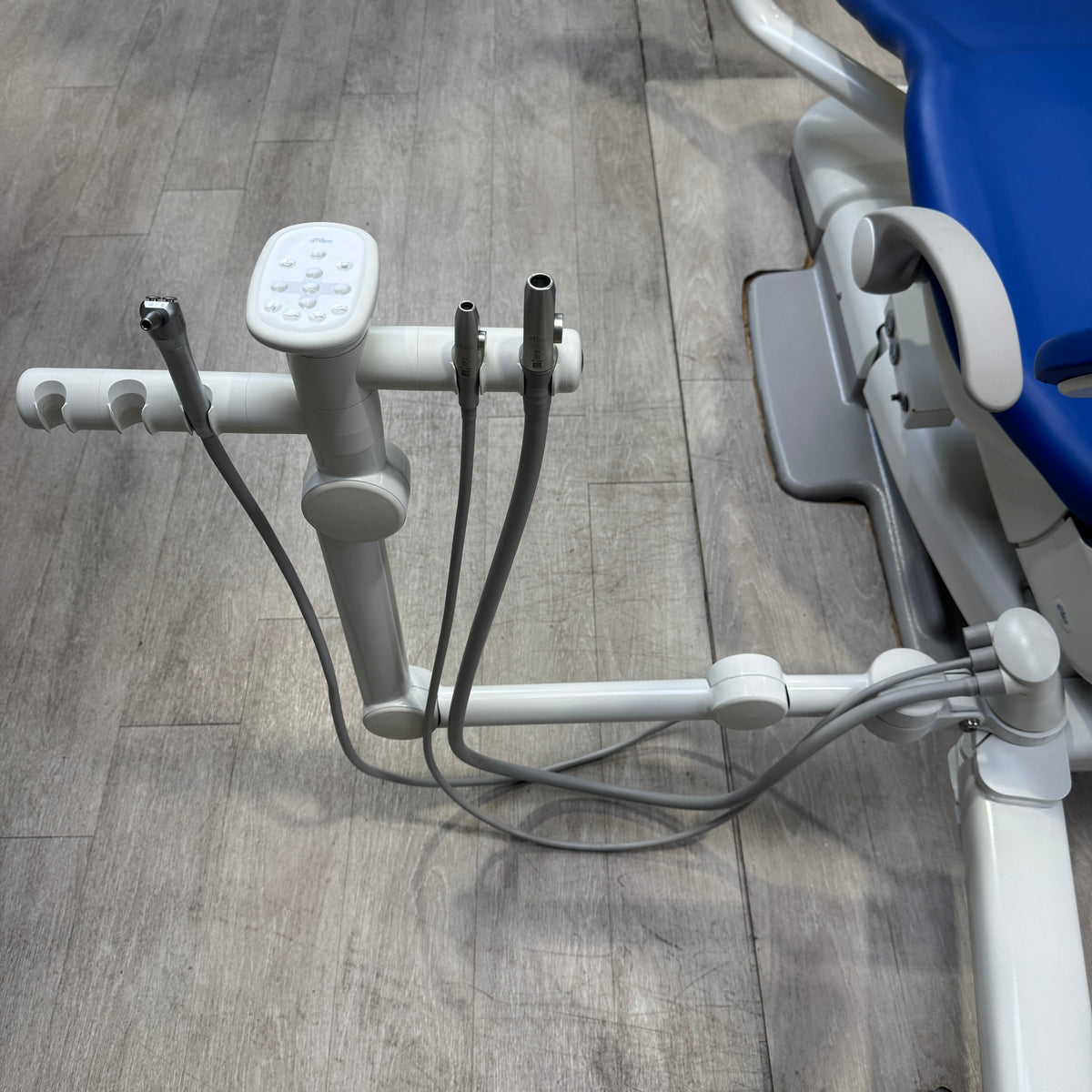 A‑dec 511R/532R Dental Chair Package