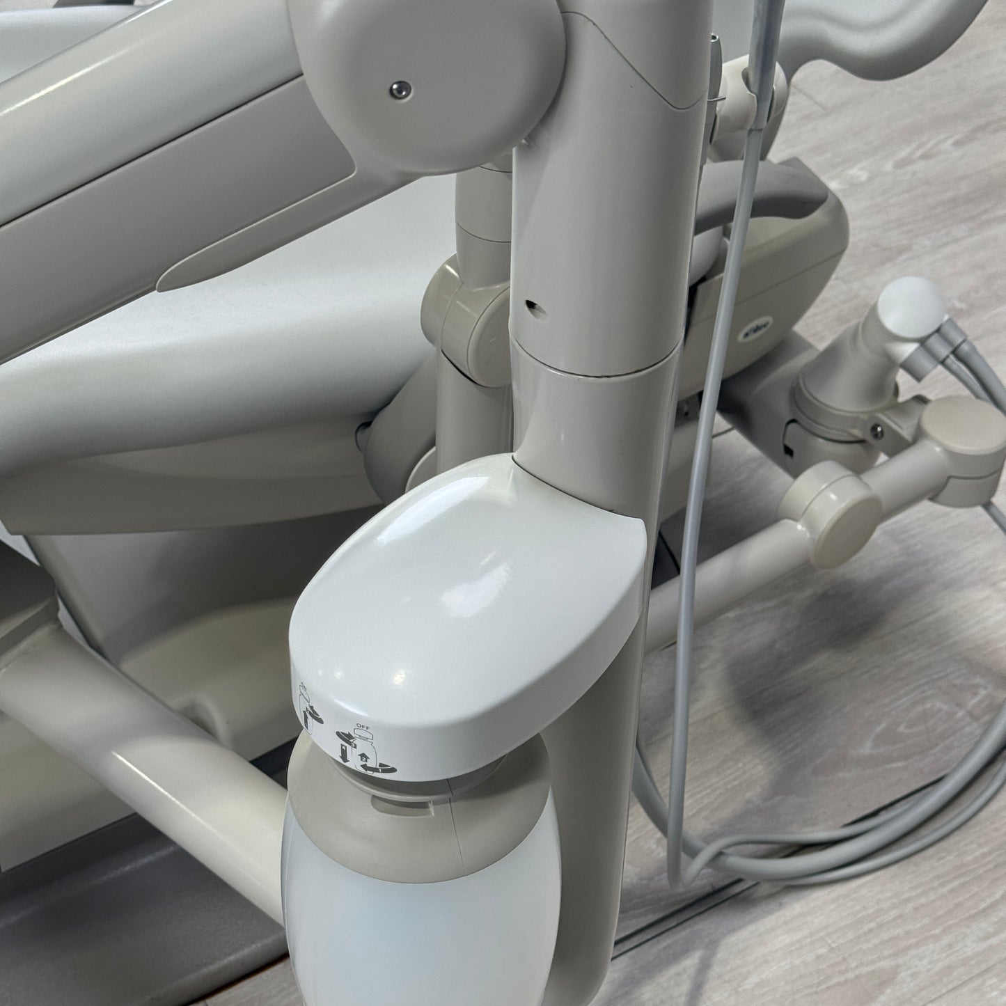 A‑dec 511R/532R Dental Chair Package