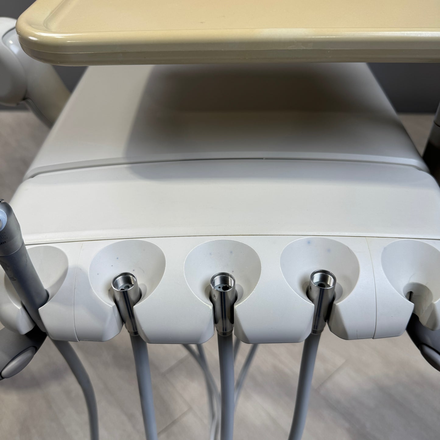 A‑dec 511R/532R Dental Chair Package