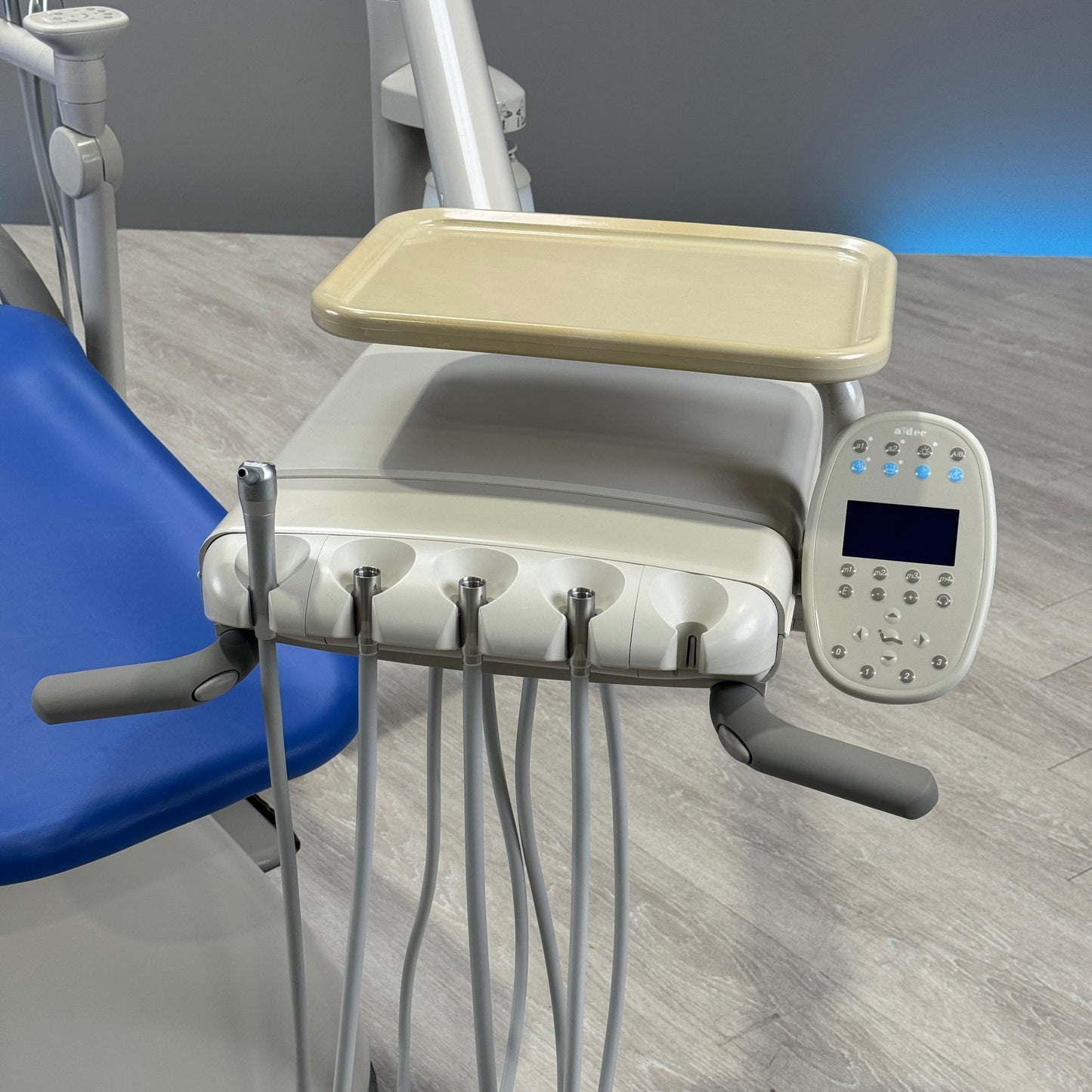 A‑dec 511R/532R Dental Chair Package