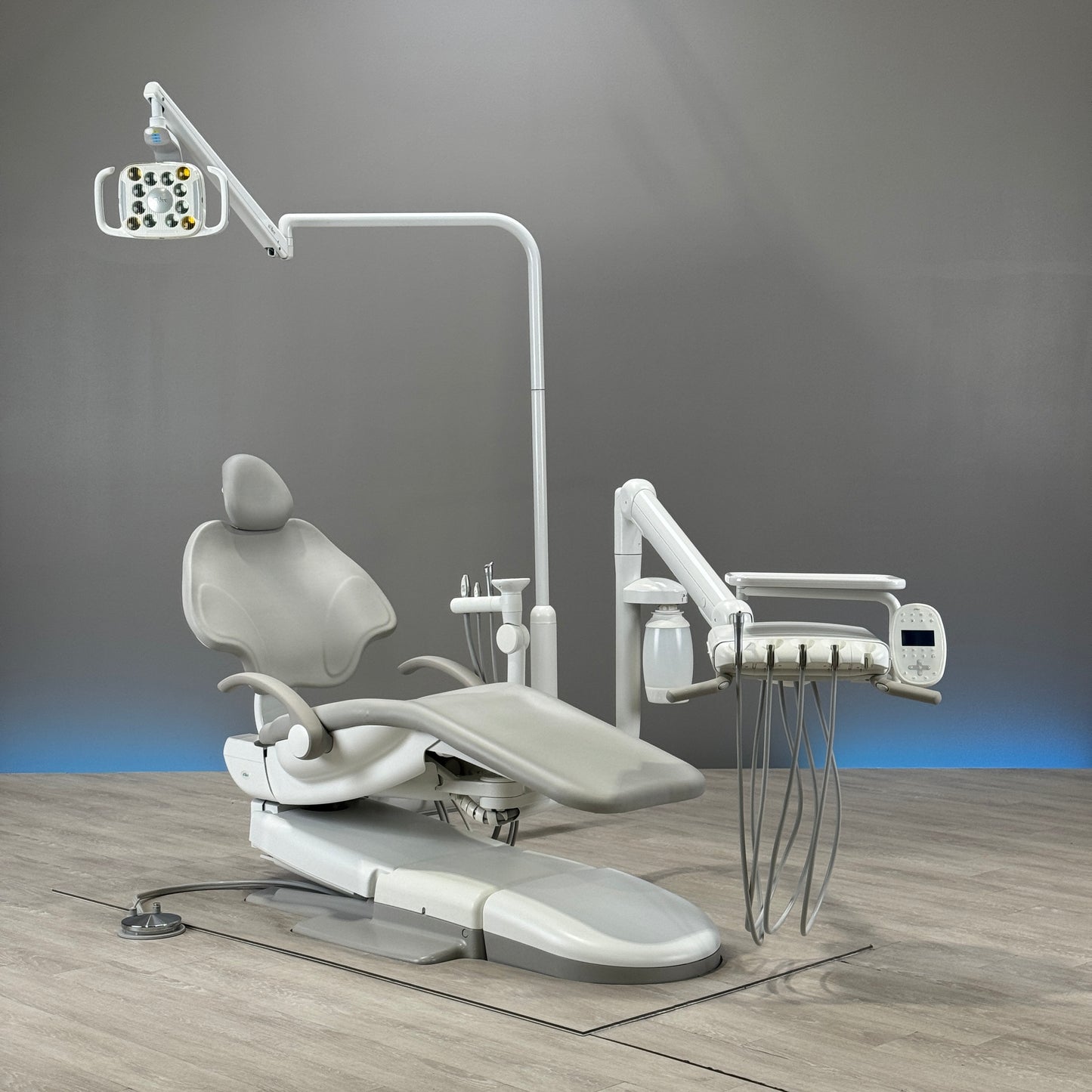 A‑dec 511R/532R Dental Chair Package