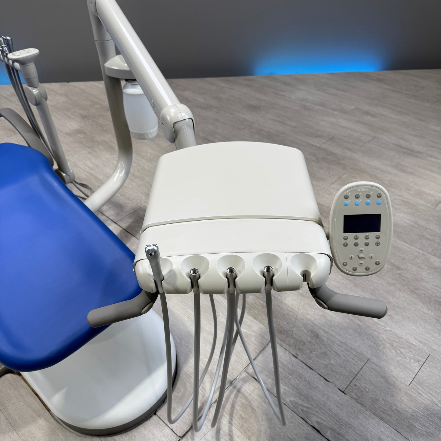 A‑dec 511R/532R Dental Chair Package