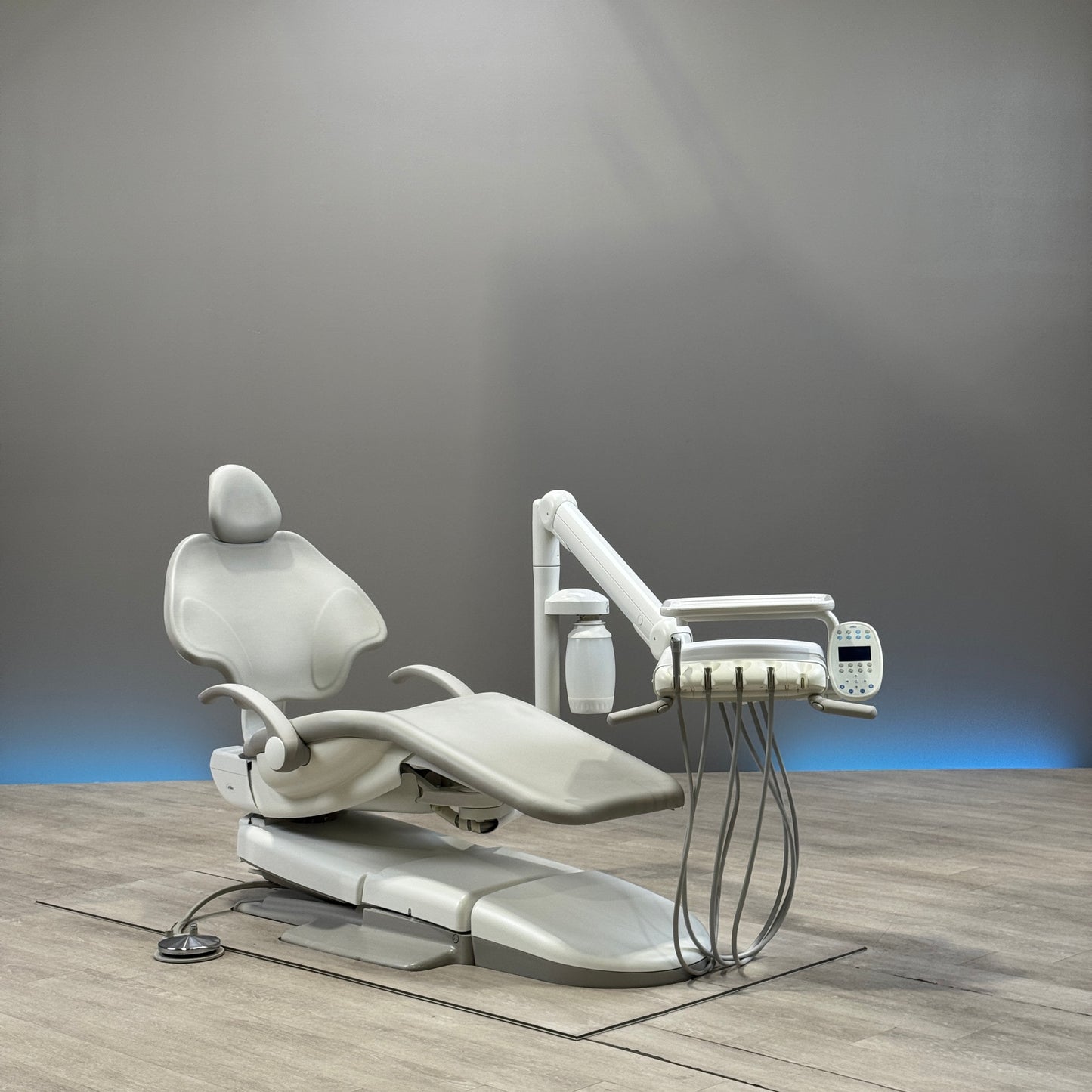 A‑dec 511R/532R Dental Chair Package