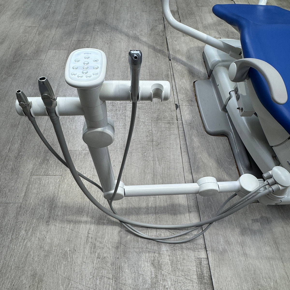 A‑dec 511R/332R Dental Chair Package