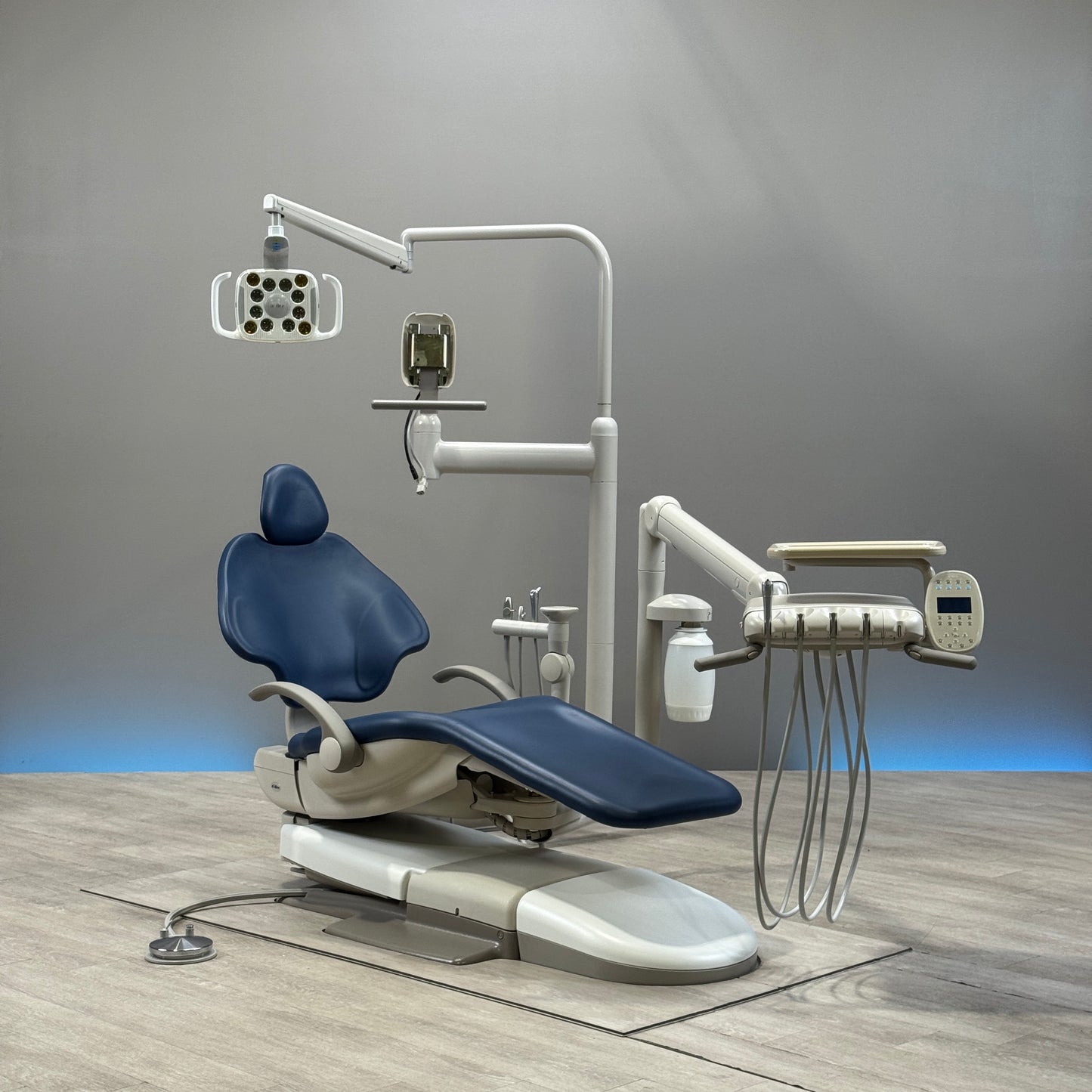 A‑dec 511R/532R Dental Chair Package