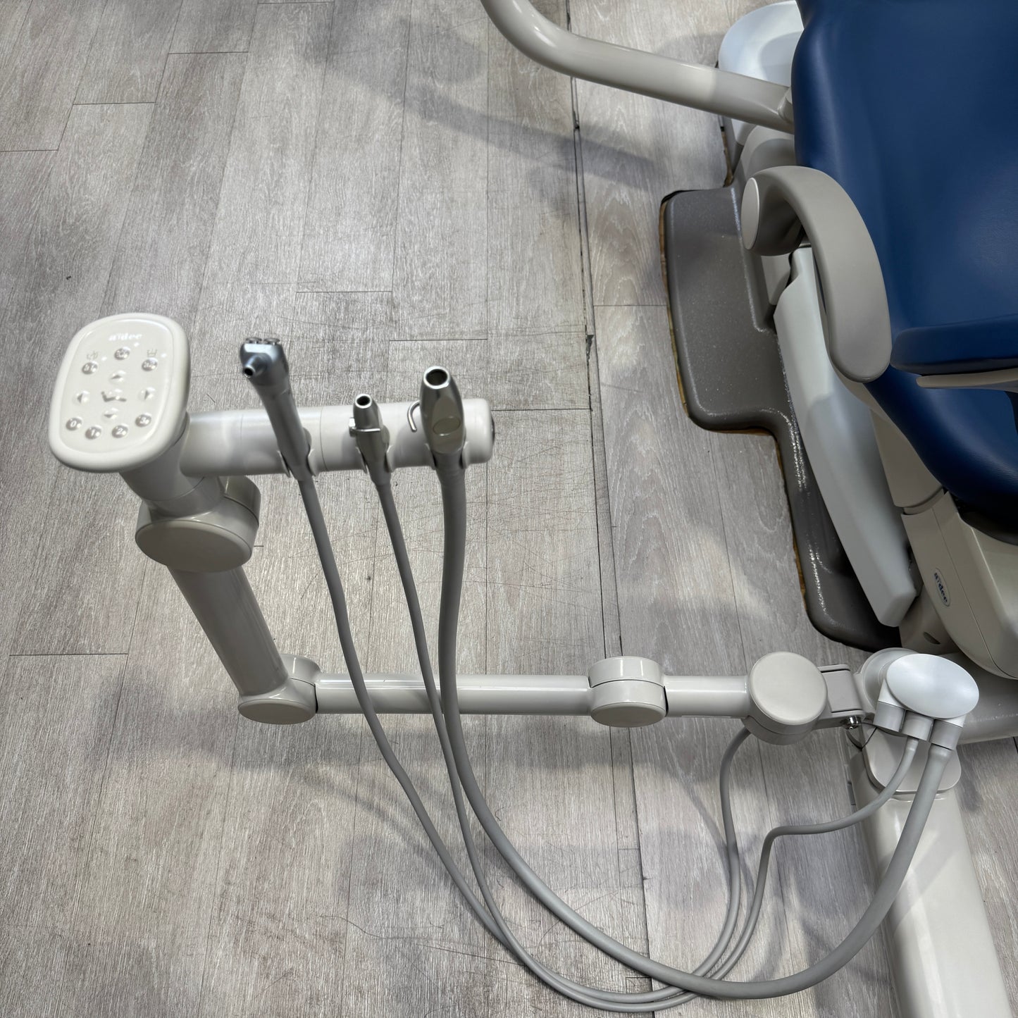A‑dec 511R/532R Dental Chair Package