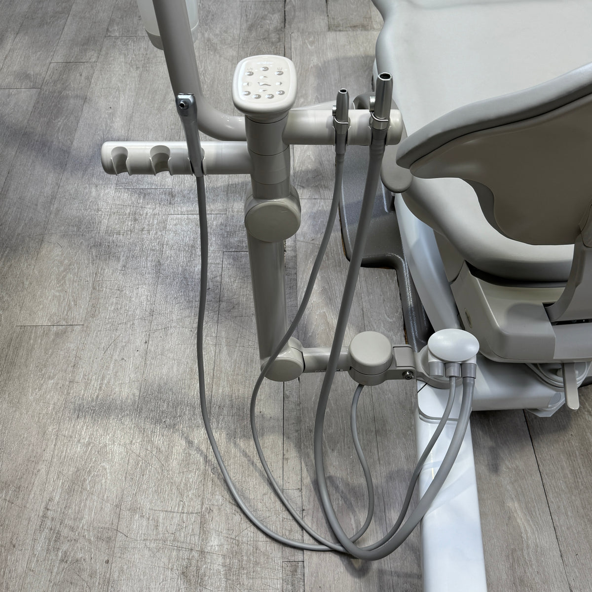 A‑dec 511R/532R Dental Chair Package