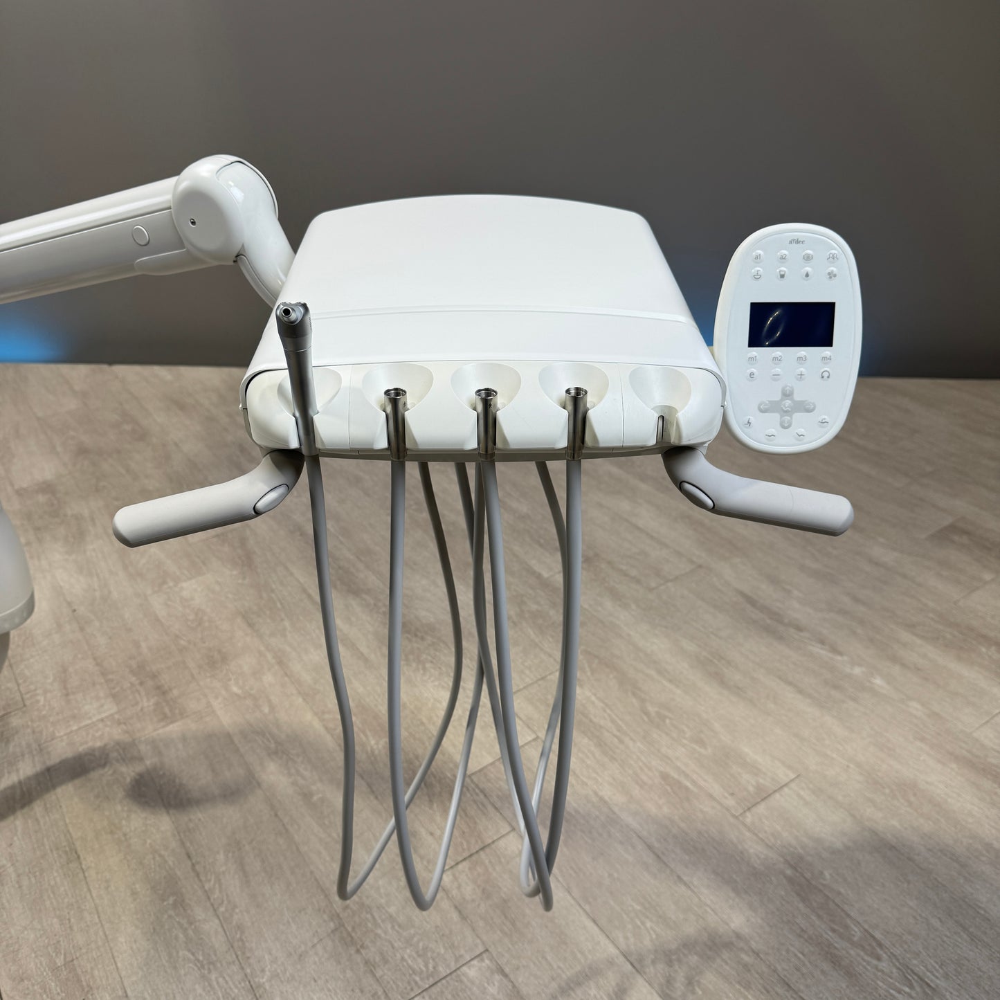 A‑dec 511R/532R Dental Chair Package