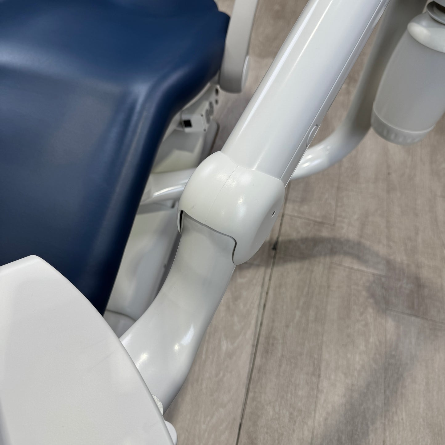 Ensemble chaise dentaire A‑dec 511R/532R