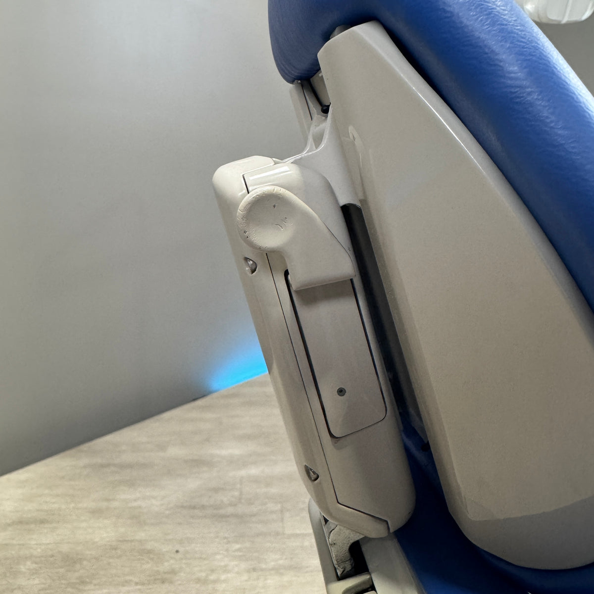 A‑dec 511R/532R Dental Chair Package