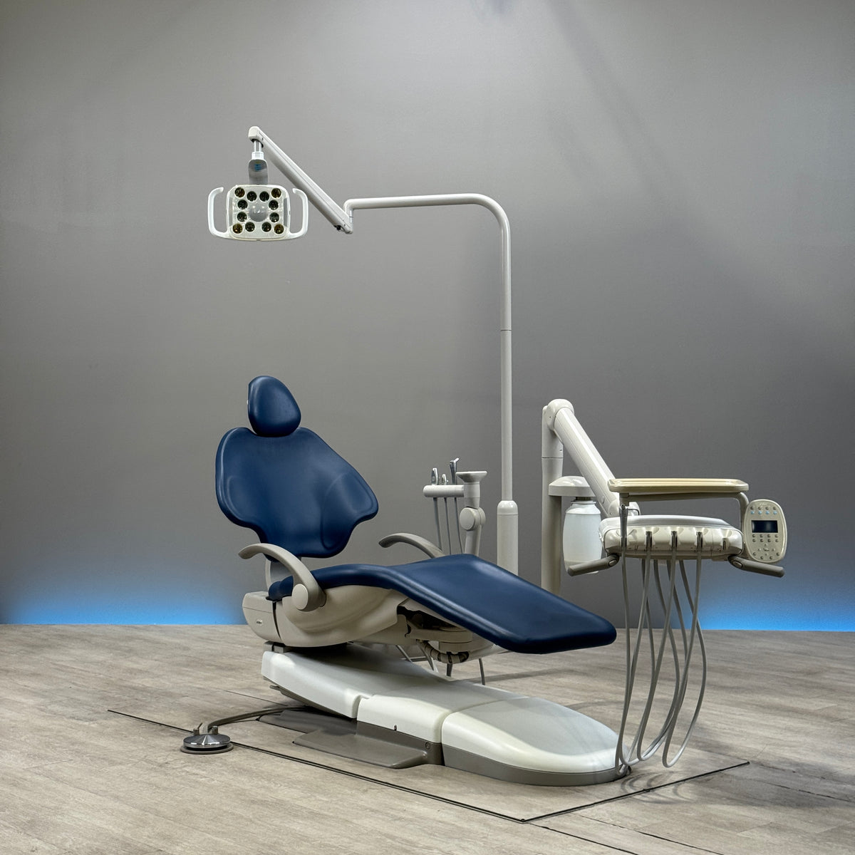 A‑dec 511R/532R Dental Chair Package