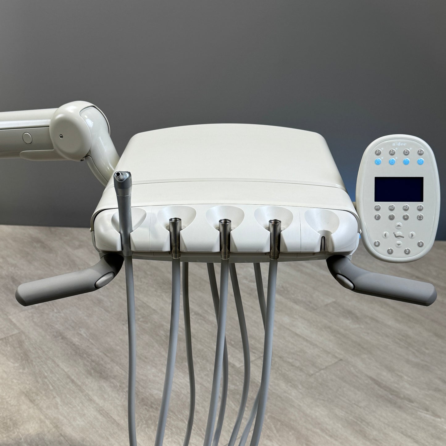 A‑dec 511R/532R Dental Chair Package