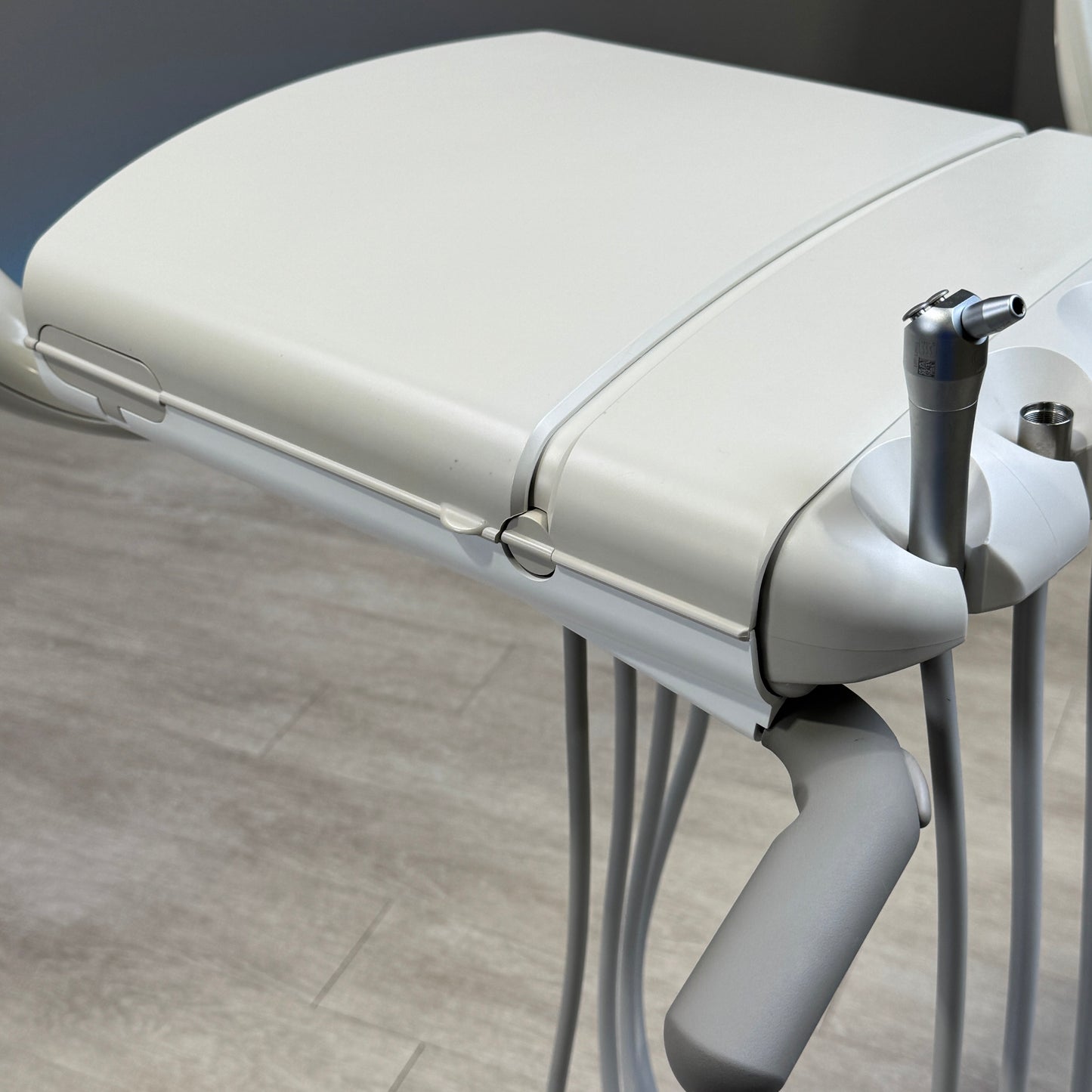A‑dec 511R/532R Dental Chair Package