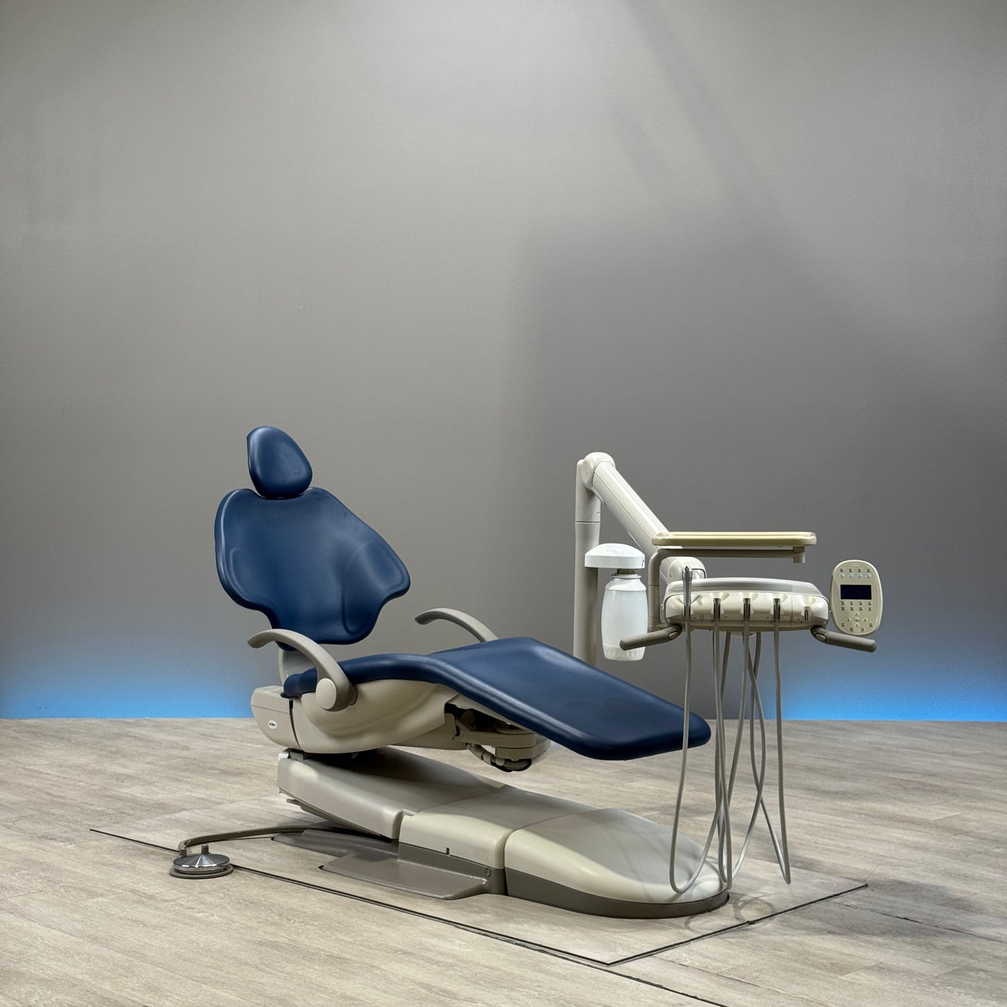 A‑dec 511R/532R Dental Chair Package