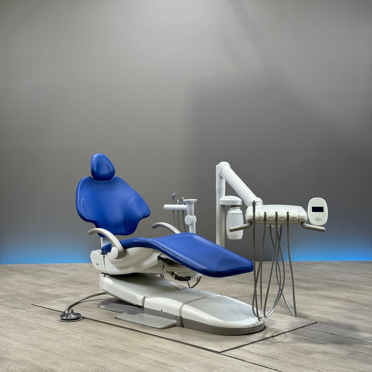 A‑dec 511R/532R Dental Chair Package