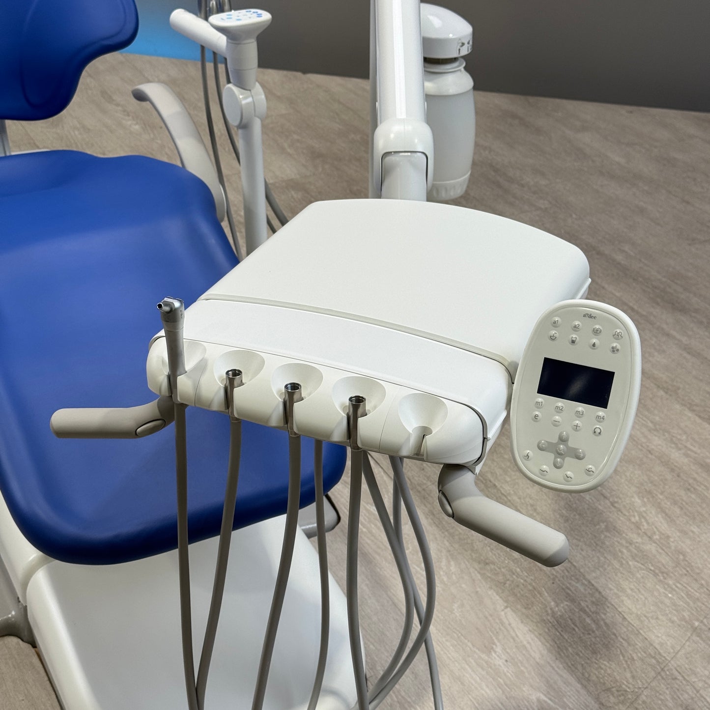 A‑dec 511R/532R Dental Chair Package
