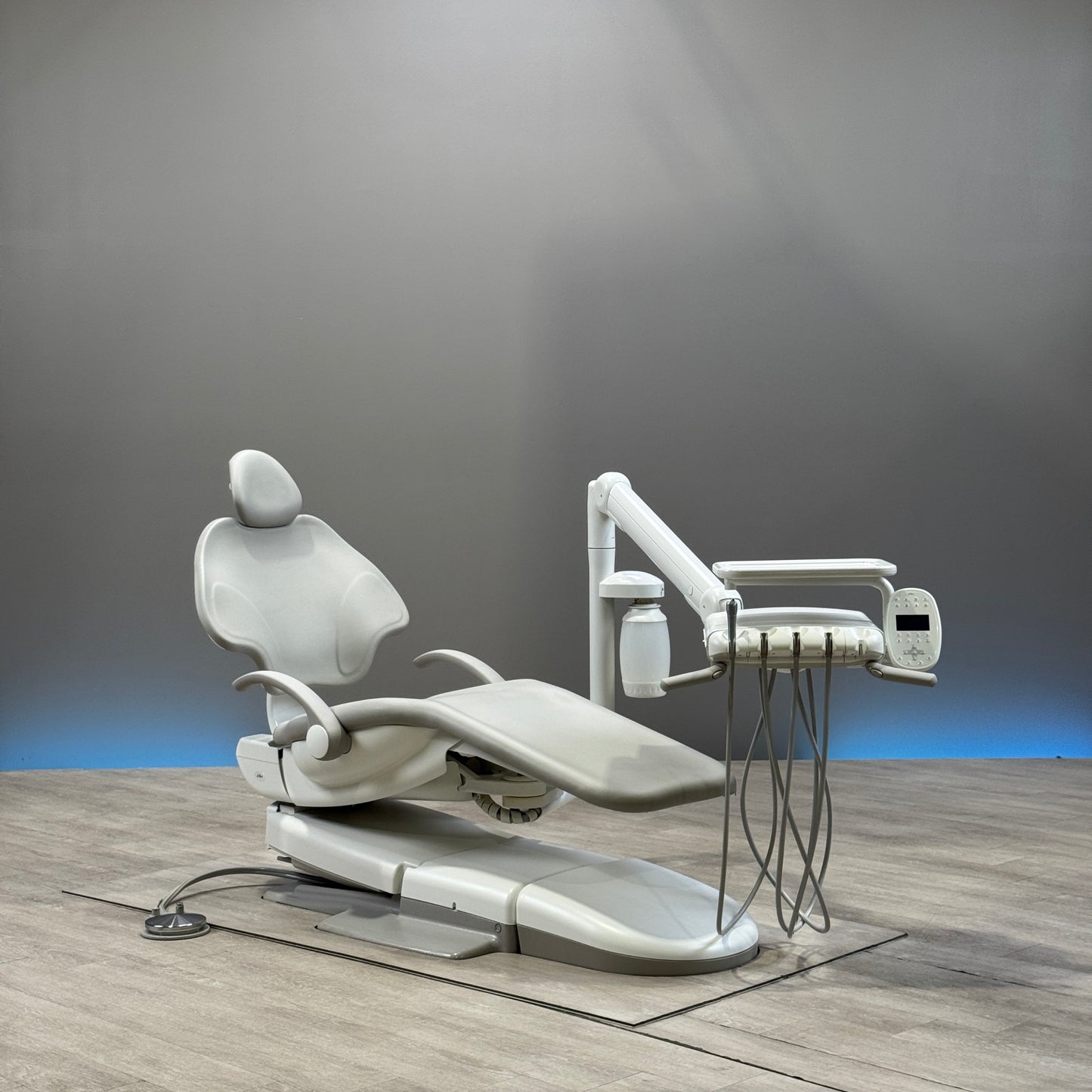 A‑dec 511R/532R Dental Chair Package