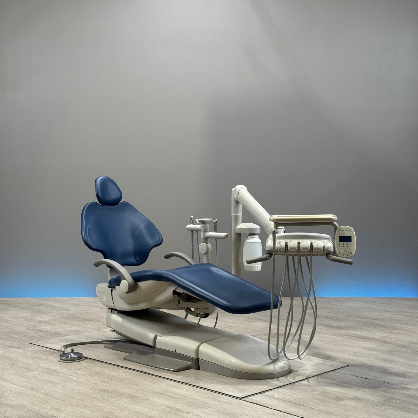A‑dec 511R/532R Dental Chair Package