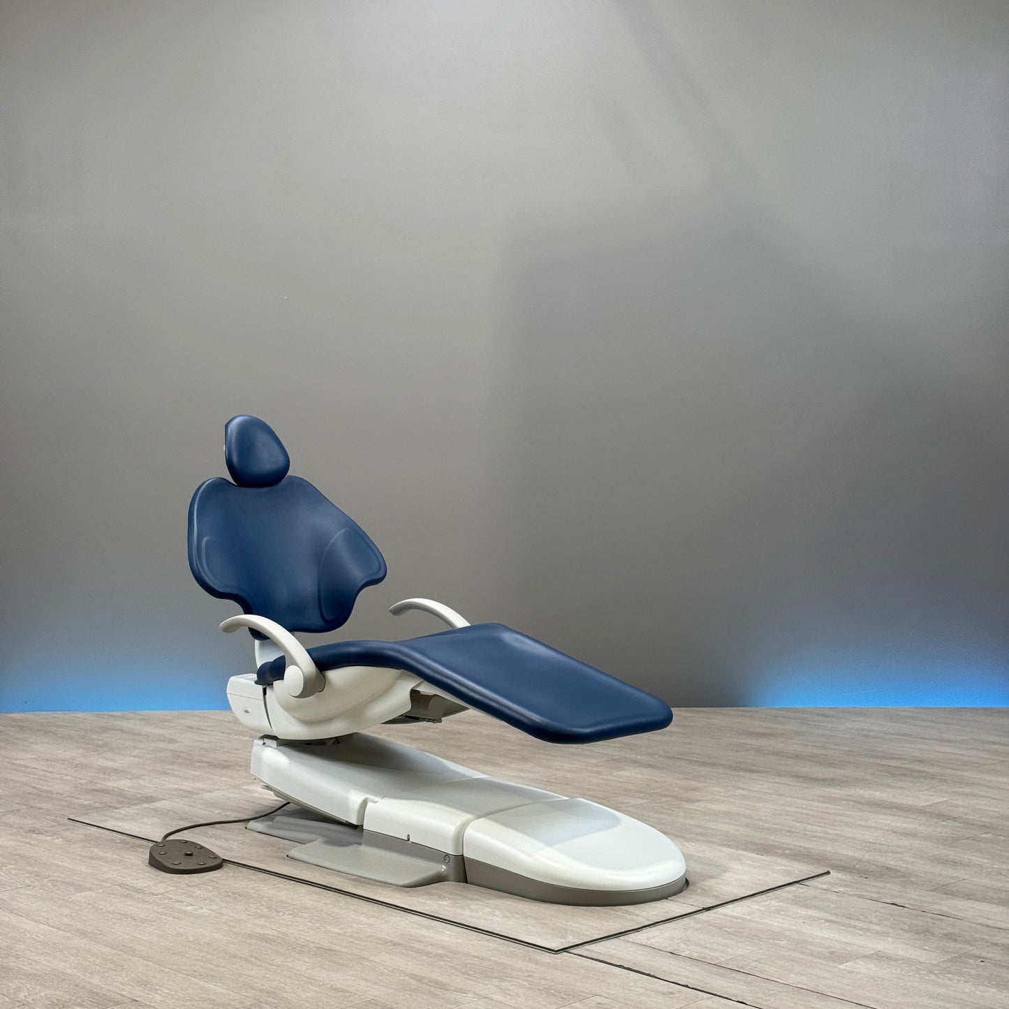 A‑dec 511R Dental Chair Package