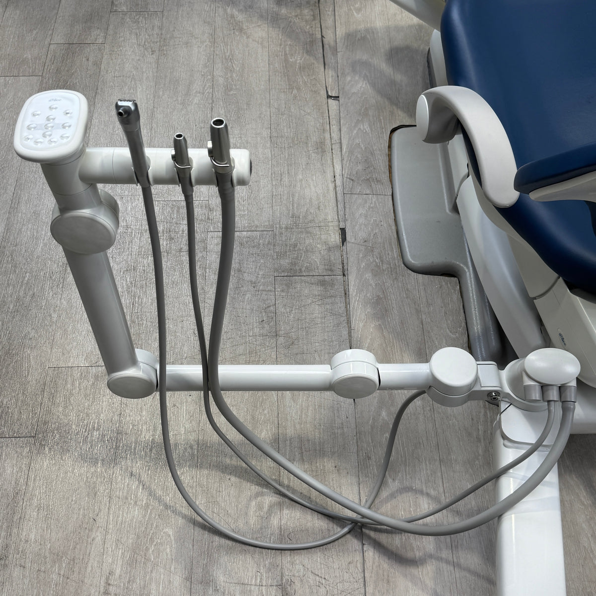 A-dec 511R/532R Dental Chair Package