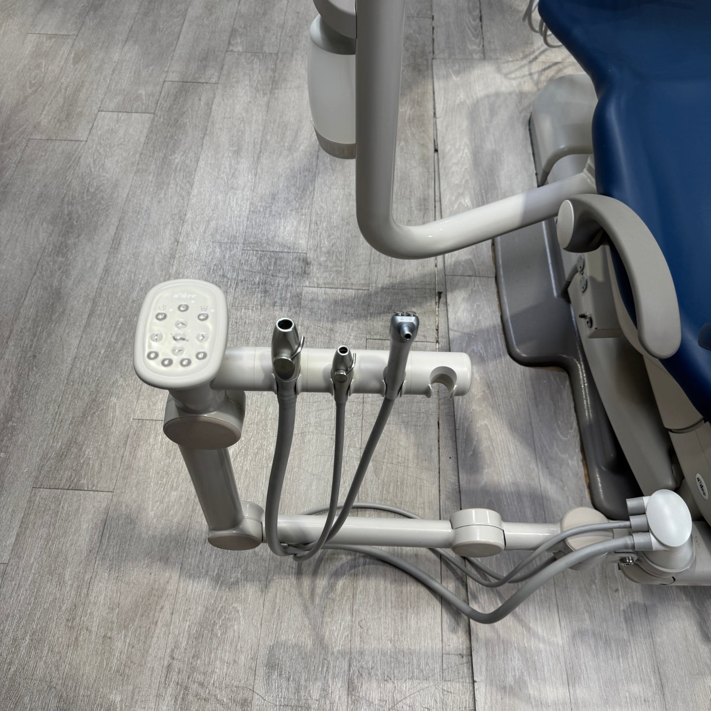 A‑dec 511R/532R Dental Chair Package