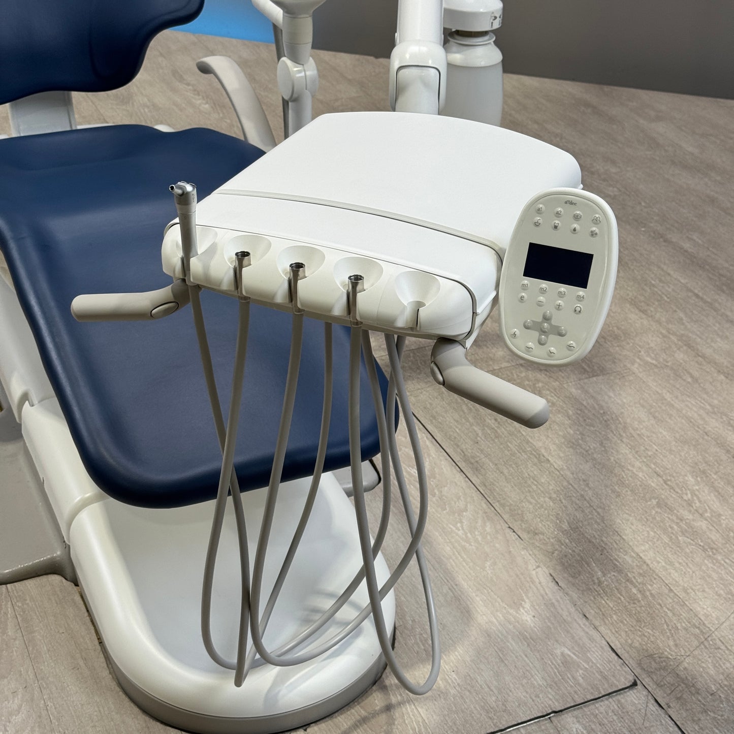 Ensemble chaise dentaire A‑dec 511R/532R