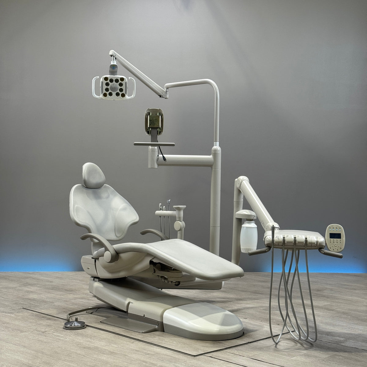 A‑dec 511R/532R Dental Chair Package