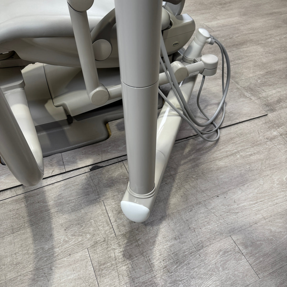 A‑dec 511R/532R Dental Chair Package
