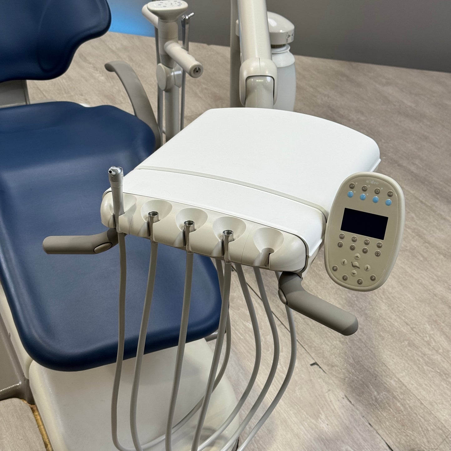 Ensemble chaise dentaire A‑dec 511R/532R