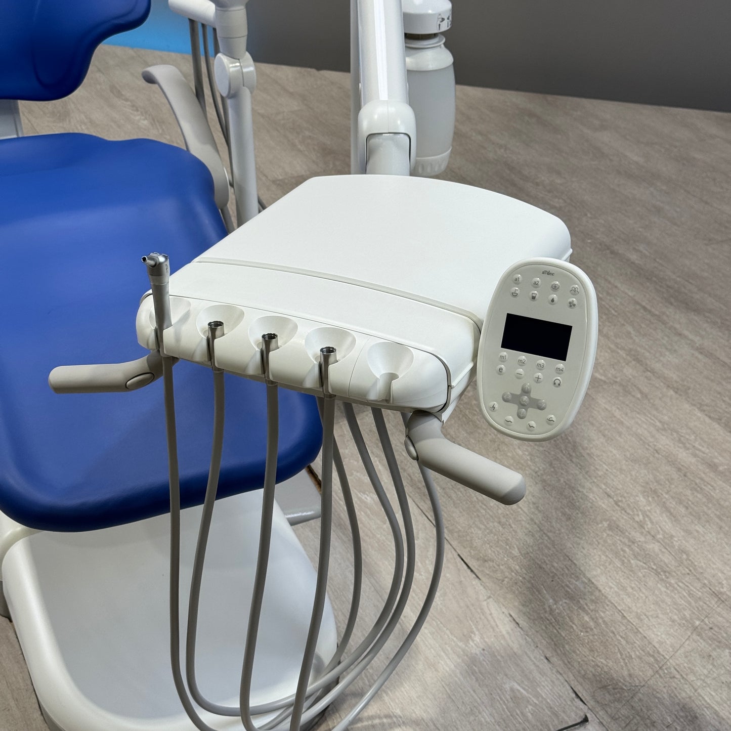 A‑dec 511R/532R Dental Chair Package