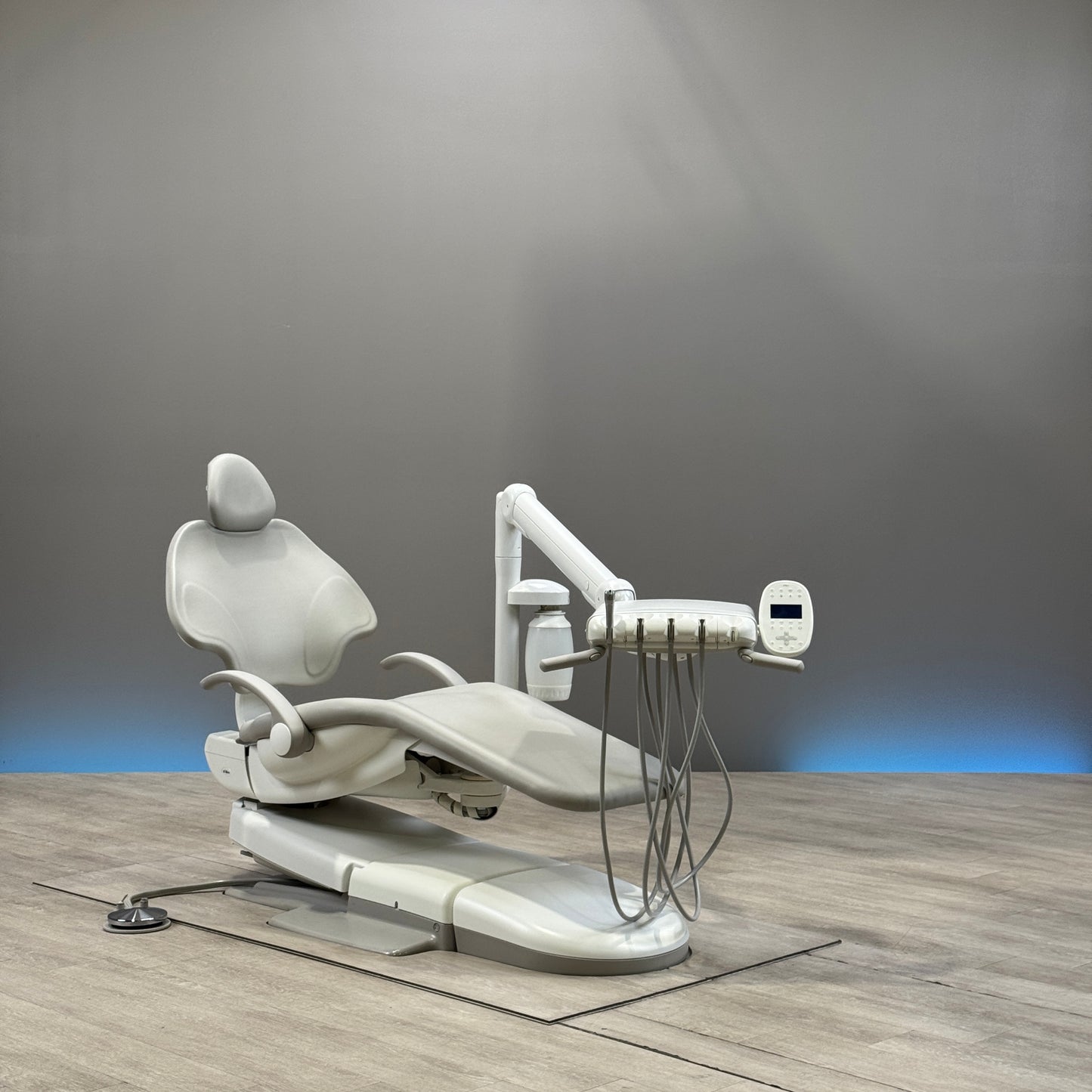 A‑dec 511R/532R Dental Chair Package