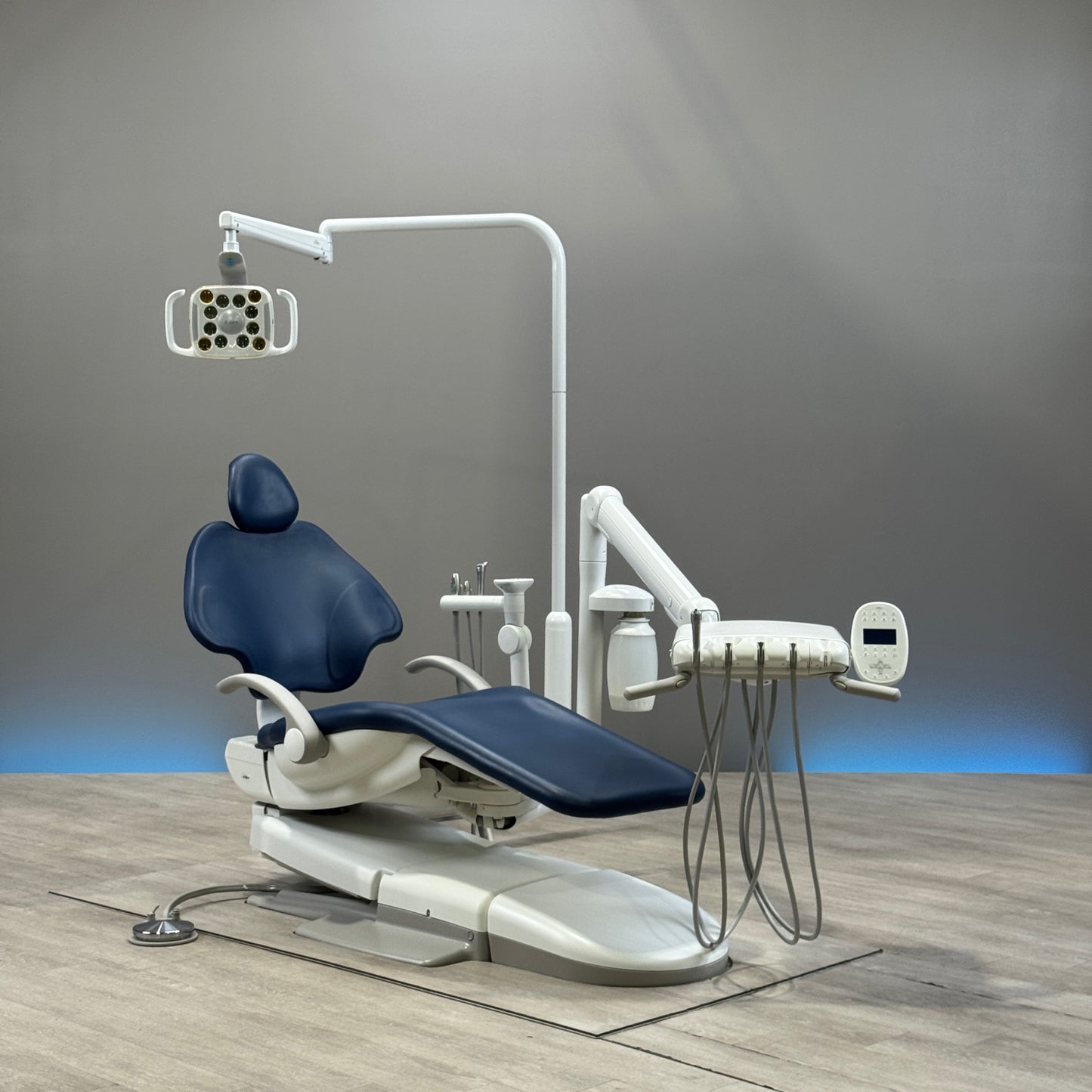 A‑dec 511R/532R Dental Chair Package