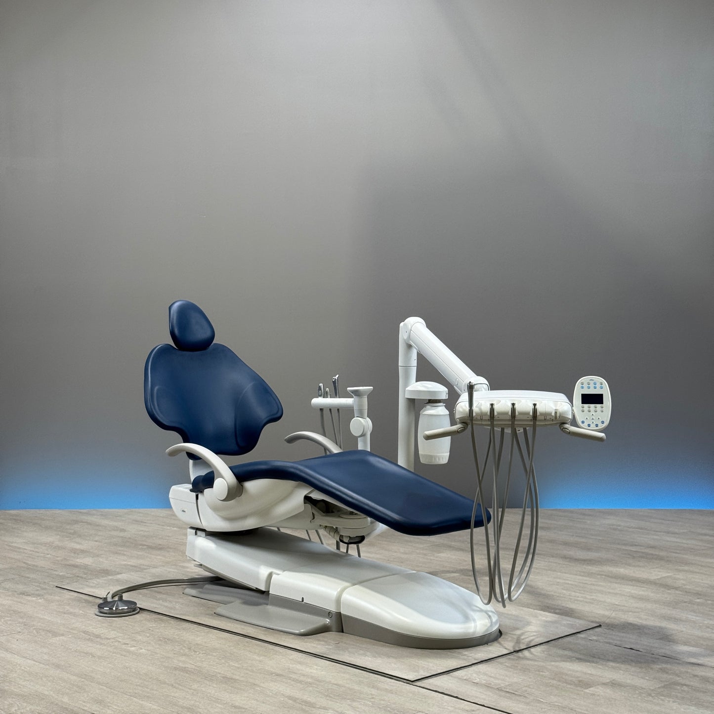 A‑dec 511R/532R Dental Chair Package