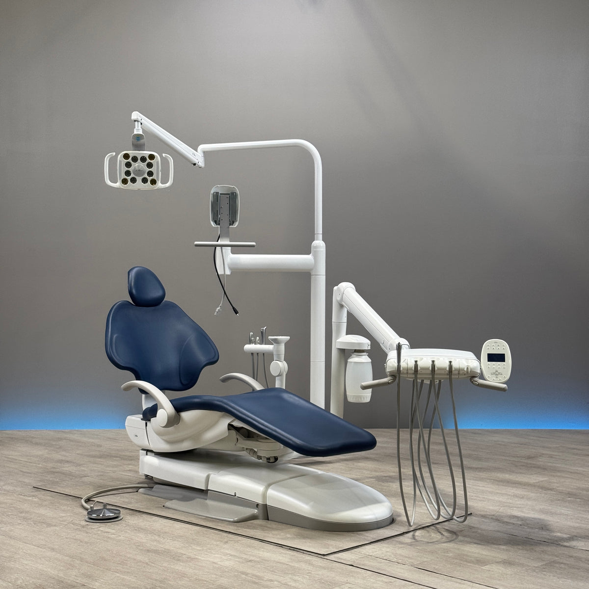 A‑dec 511R/532R Dental Chair Package