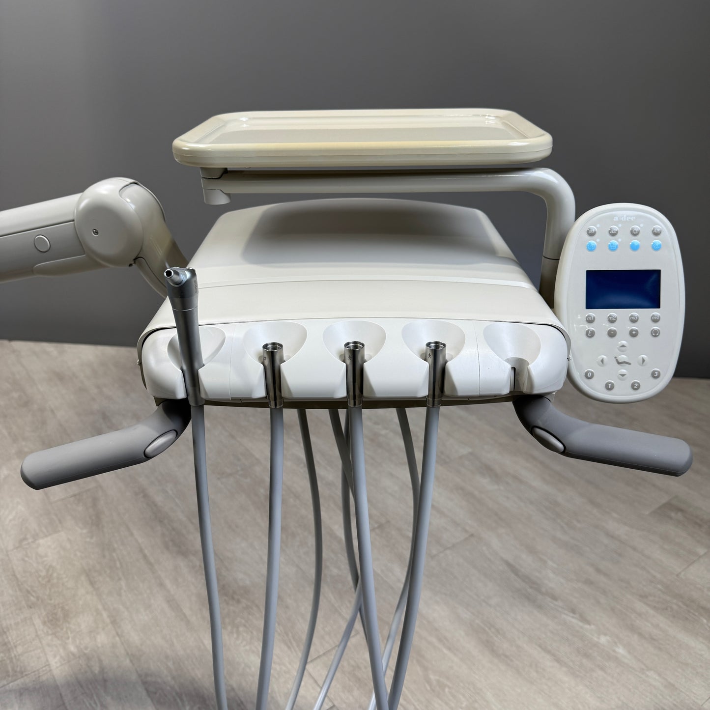 A‑dec 511R/532R Dental Chair Package